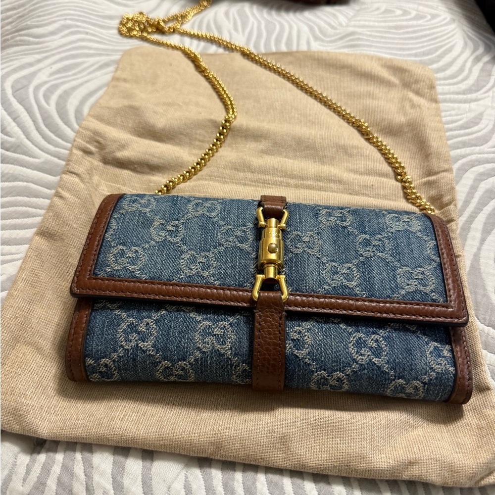 GUCCI DENIM Leather Crossbody on chain - Picture 6 of 6